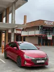 Hyundai Elantra SEL 2020 Red - 4
