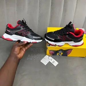 New Balance M2000 Sneakers Red/Black