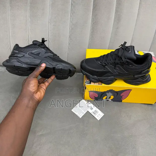 New Balance 9060 "Triple Black" Sneakers - 1