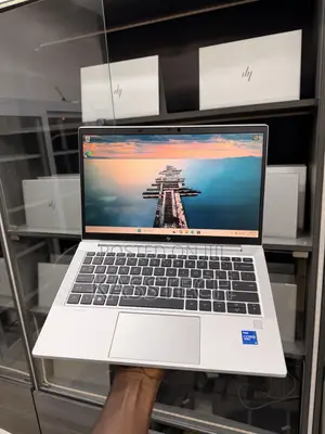 HP EliteBook 830 G8 Laptop