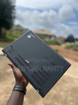 Lenovo ThinkPad X1 Carbon Laptop