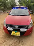 Hyundai i20 2010 Red - 3