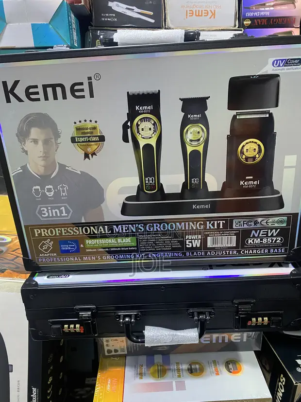 Kemei 3-in-1 Suitcase Barbering Machine Set - 1