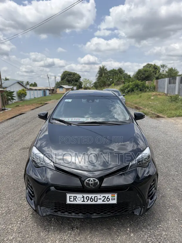 2017 Toyota Corolla SE Special Edition Sedan - 1