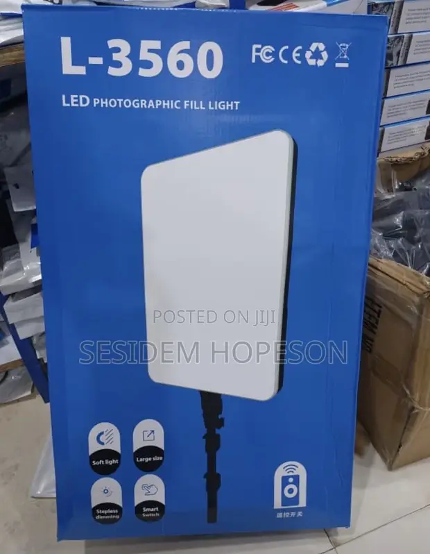 L-3560 LED Photographic Fill Light - 1