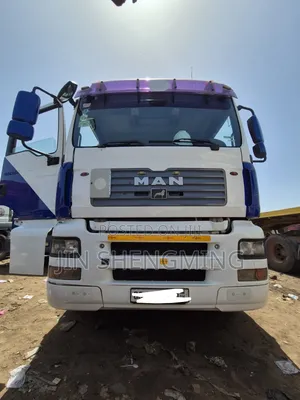 MAN TGA Truck with Trailer