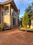 7-Bedroom Furnished House for Rent in Ablekuma-Mame Kran - 2