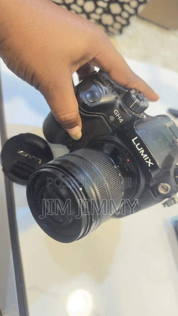Panasonic Lumix GH4 4K Camera with 45-150mm Lens - 1