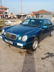 Mercedes-Benz 220E 2000 Blue - 4