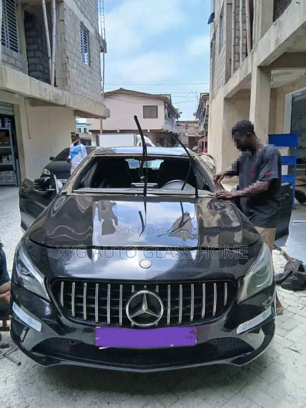 Mercedes-Benz CLA Windshield Replacement - 1