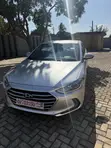 Hyundai Elantra 2017 Silver - 2