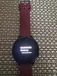 Samsung Galaxy Watch 4 - 1