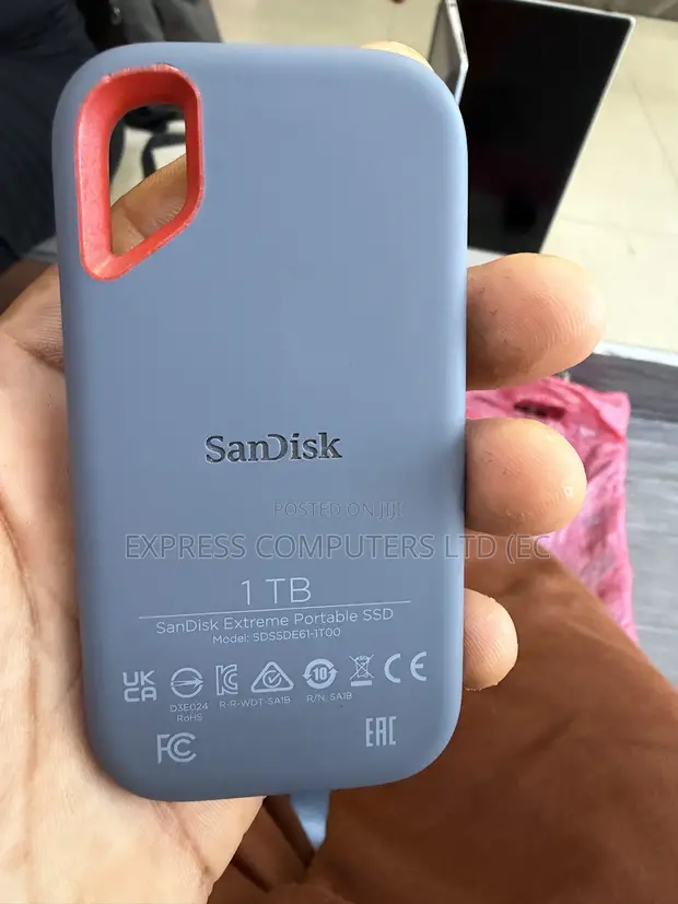 Sandisk Extreme Portable 1TB External SSD - 1050 MB/s - 1