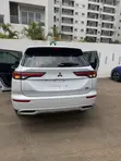 2023 Mitsubishi Outlander SEL White - 3