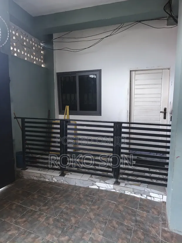 Mini Flat for Rent in Dr Roko, CP - 1