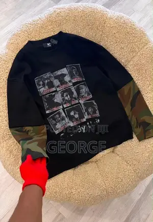 Double Hand Long Sleeve Sweatshirt