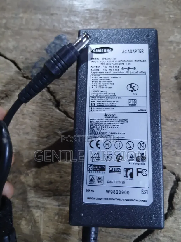 AC Adapter for Samsung Laptop - 1