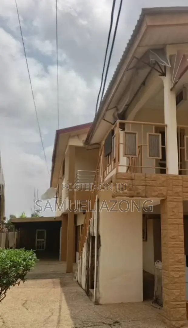 8-Bedroom House for Sale in Dansoman Estate, Accra - 1