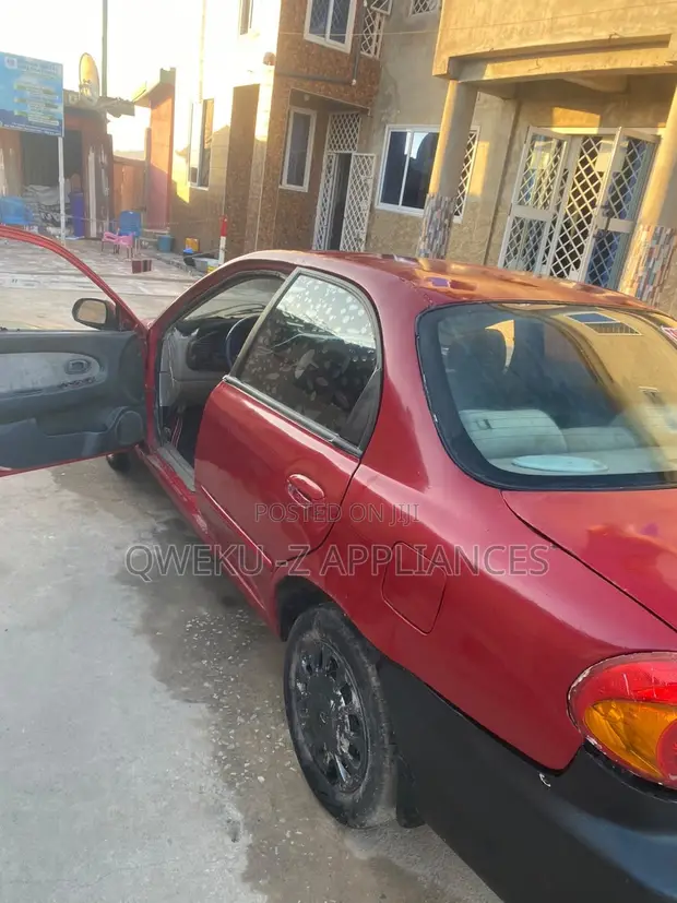 Kia Spectra 2001 Red - 1