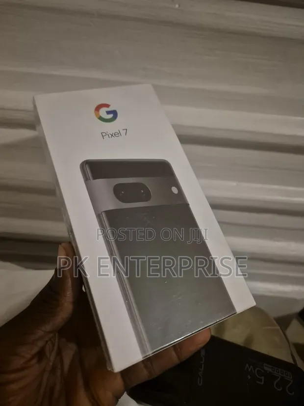 New Google Pixel 7 128GB Black - 1