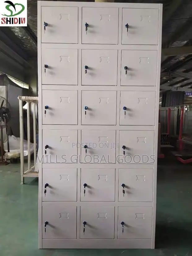 18 Doors Metal Locker Cabinet - 1