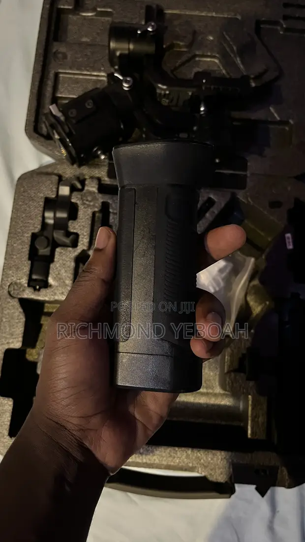 DJI Ronin SC Stabilizer - 1