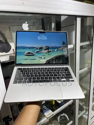 Apple MacBook Air 2024 M3 16GB RAM 256GB SSHD