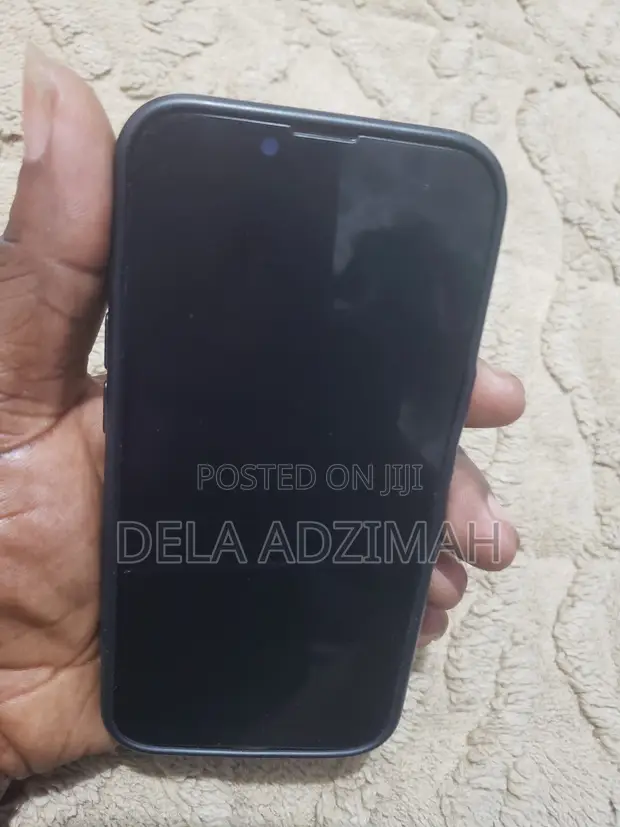 Apple iPhone 13 128GB - 1