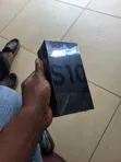 New Samsung Galaxy S10e 128GB Blue - 3