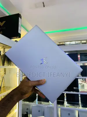 HP EliteBook 830 G8 Laptop