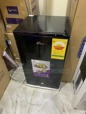 Strongly Made Rainbow 90L Table Top Fridge