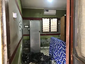 Professional Painting Services by de painters & Co