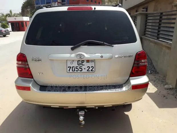 Toyota Highlander V6 FWD 2004 Gold - 1