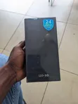 New Samsung Galaxy S20+ 128GB Purple - 1