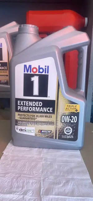 Mobil 1 Extended Performance 0W-20 Full Synthetic Motor Oil