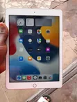 Apple iPad Air 2 64GB Gray - 3