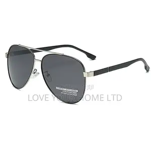 Men's Aviator Sunglasses - Black Frame Grey Lens - Polarized