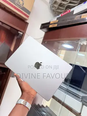 Apple MacBook Pro 2021 M1 Pro 14" 512GB SSD 16GB RAM
