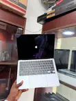 Apple MacBook Air 2022 M2 (8GB RAM, 256GB SSD) - 3