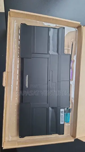 MacBook Air A1496 Battery