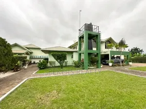 6-Bedroom House for Sale in Oyarifa