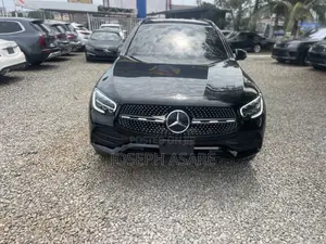 Mercedes-Benz GLC 300 2022
