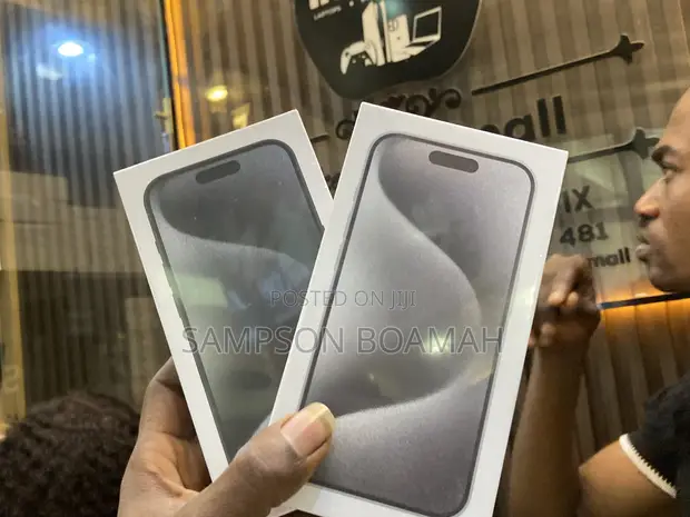 New Apple iPhone 15 Pro 256GB Gold - 1