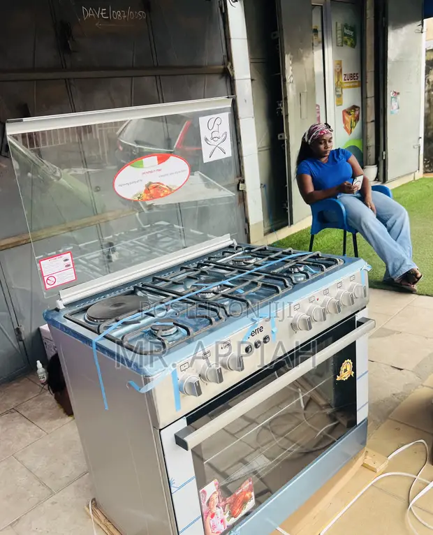 Classic Ferre 60x90cm Cooker: 4 Gas + 1 Electric Burner, Glass Lid - 1