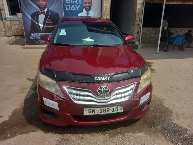 Toyota Camry 2010 - 1