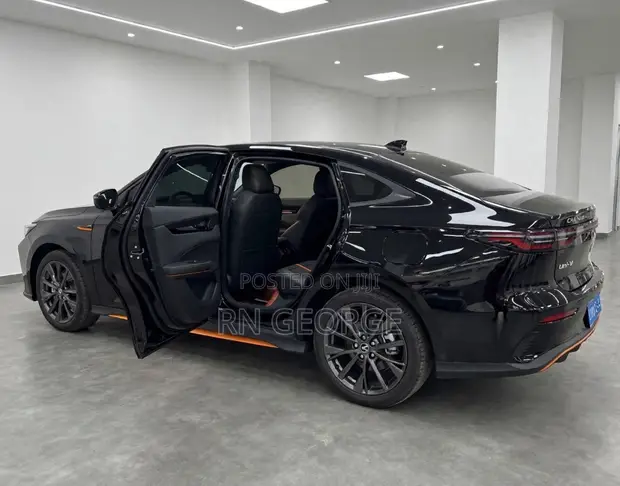 Changan UNI-V 2025 Black - 1