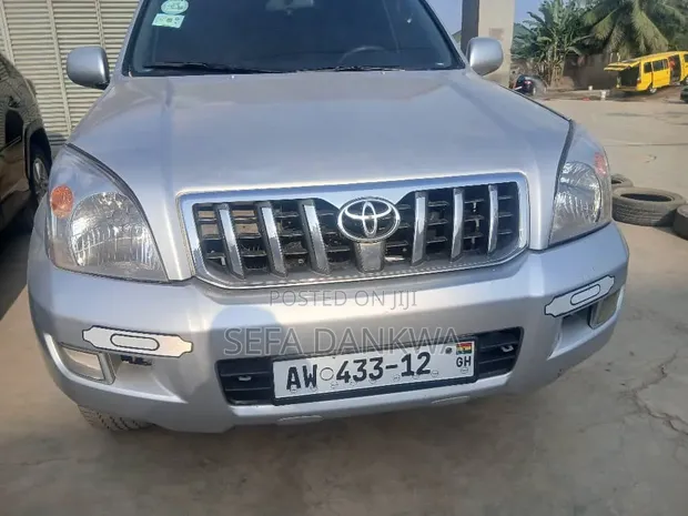 Toyota Land Cruiser Prado 2007 Silver - 1