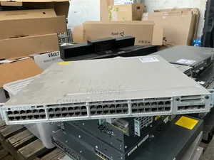 Cisco Catalyst WS-C3850-48T-S 48-Port Gigabit Managed Switch