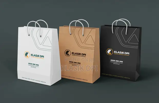 Custom Paper Bag Branding - 1