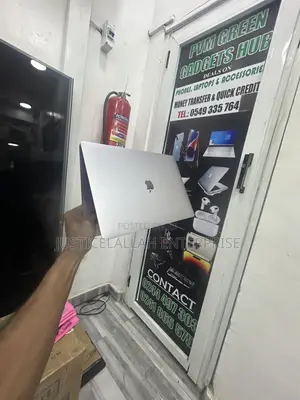 Apple MacBook Pro 2016 16GB RAM, 1TB SSD